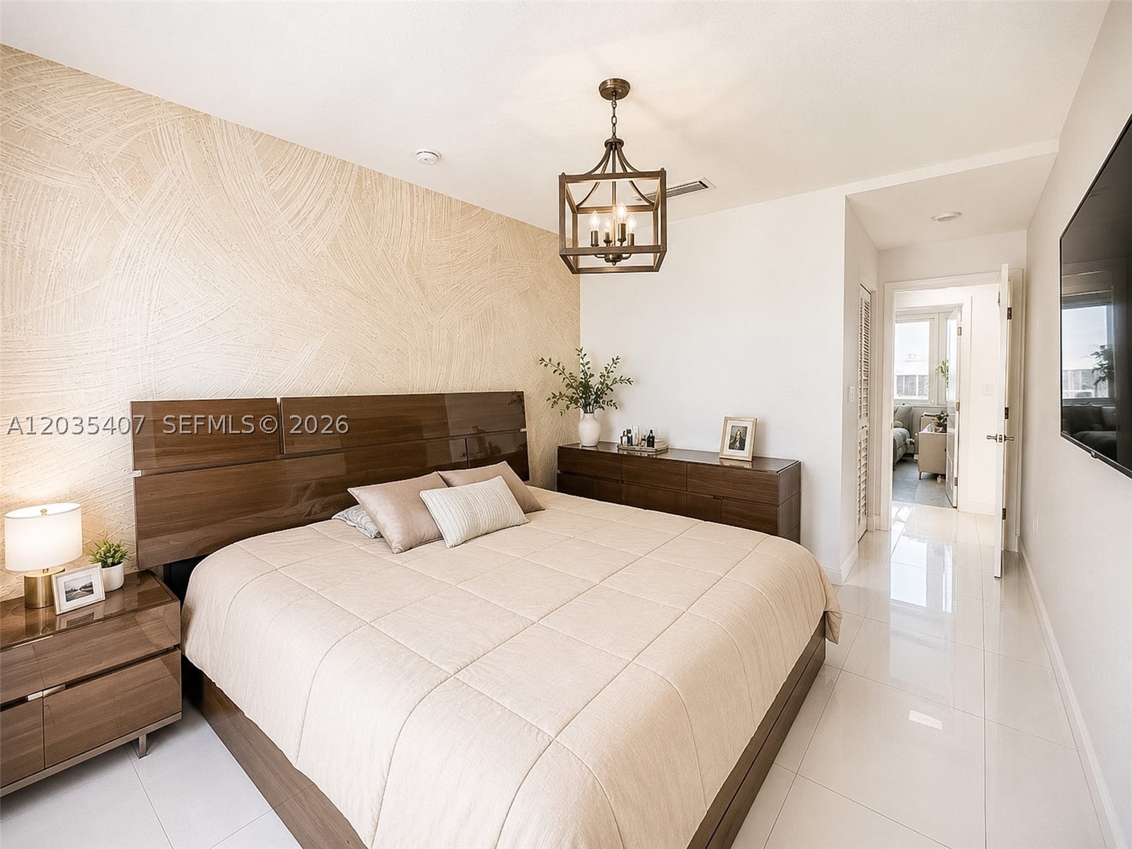 PARADISE ONE - Residential