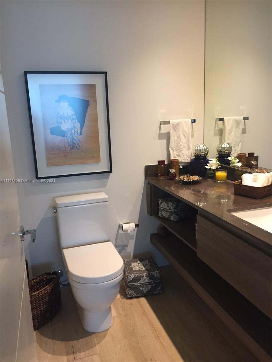 OCEANA KEY BISCAYNE CONDO - Residential Lease