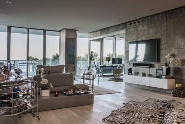OCEANA KEY BISCAYNE CONDO - Residential Lease