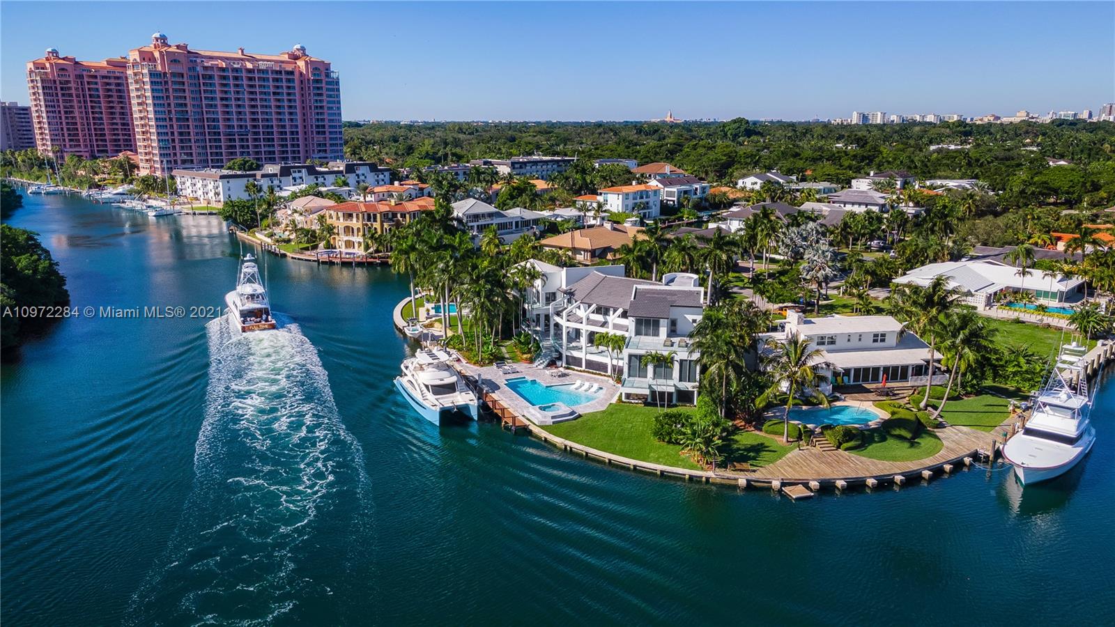 SUNRISE HARBOUR REV PL - Residential