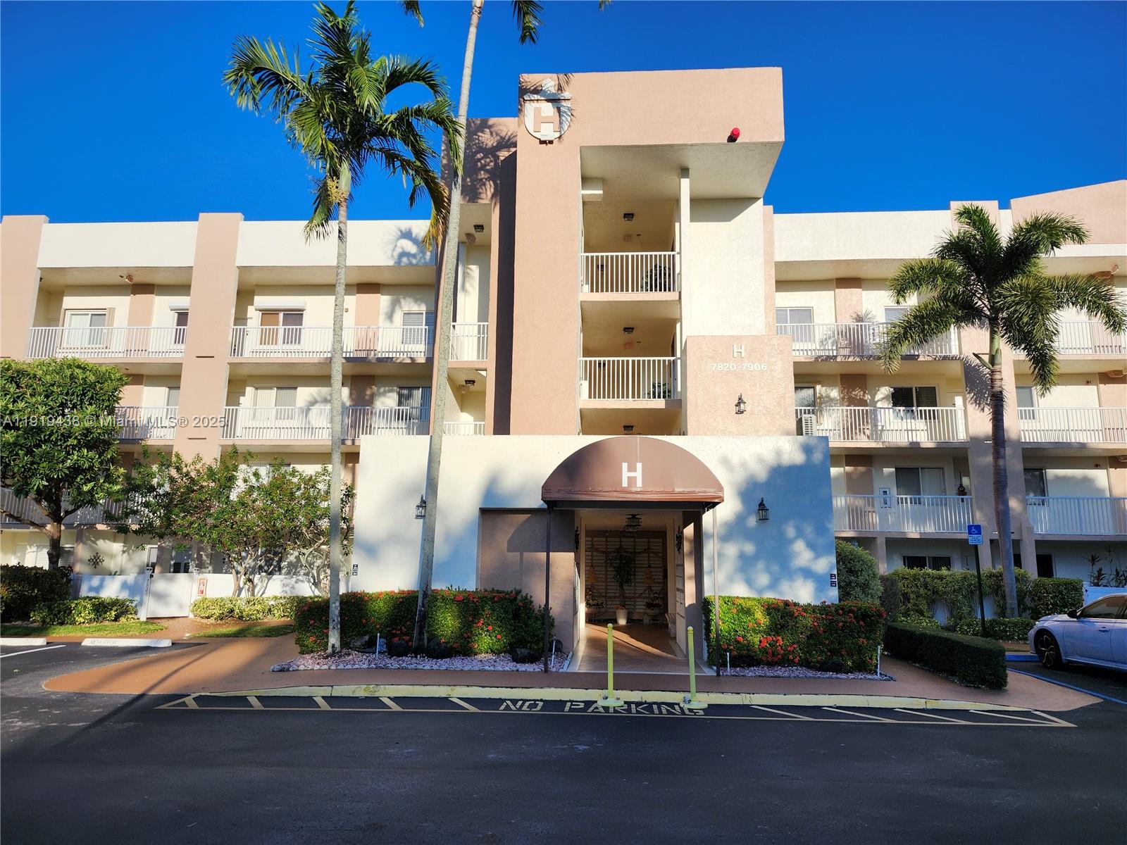 TRENT CONDOMINIUM H - Residential