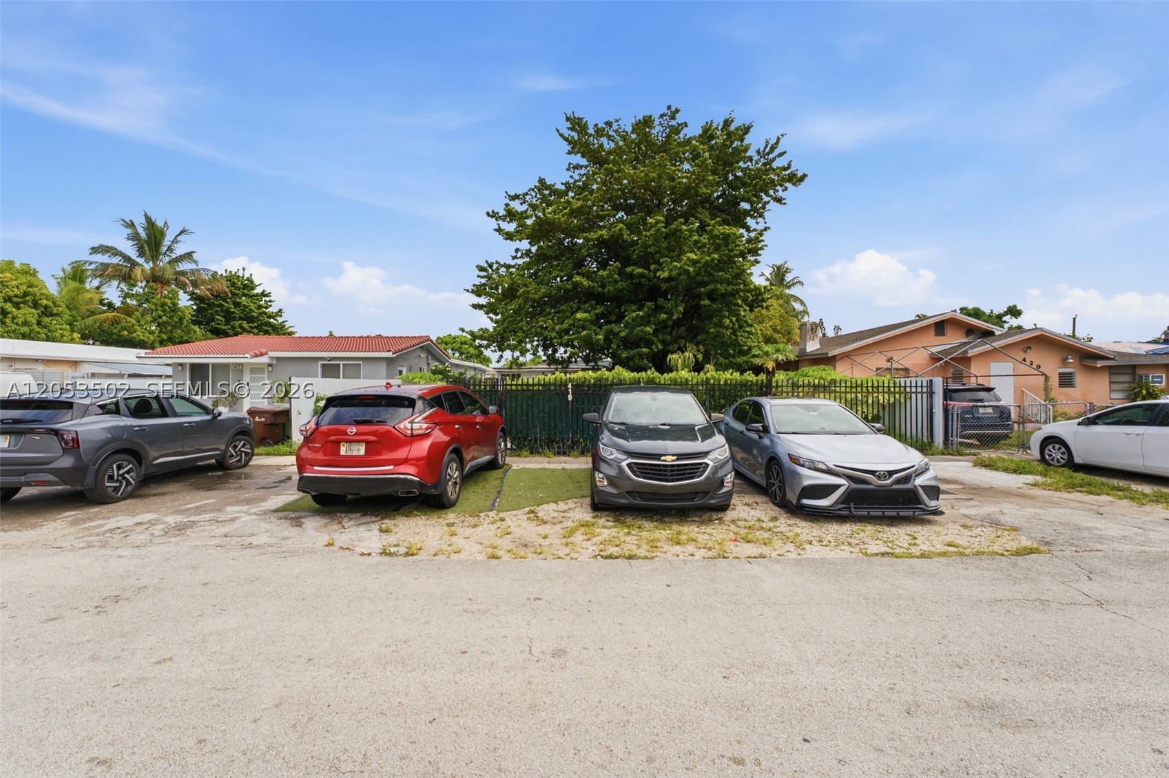 EAST HIALEAH - Residential