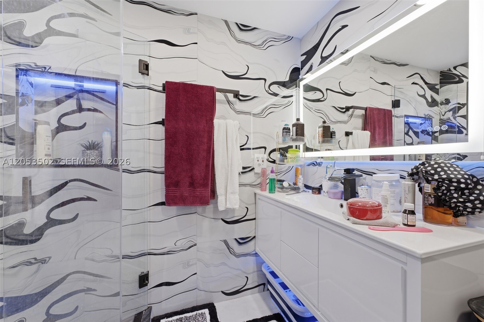 EAST HIALEAH - Residential