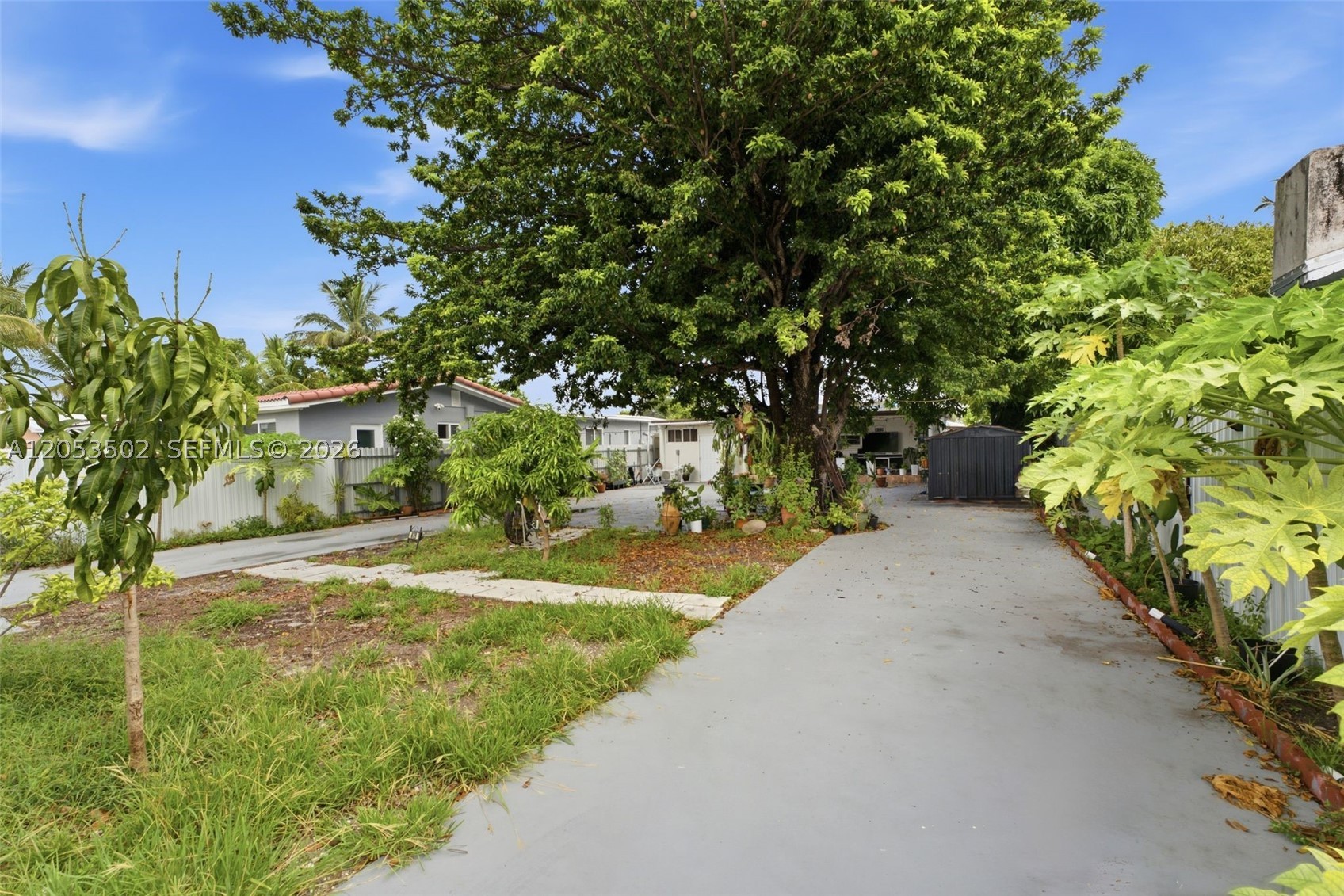 EAST HIALEAH - Residential