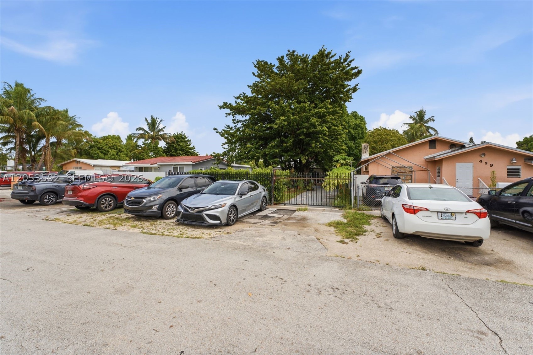 EAST HIALEAH - Residential