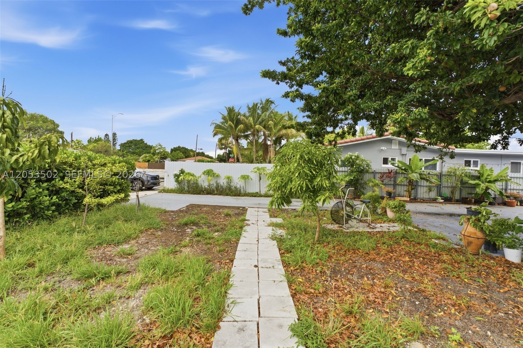EAST HIALEAH - Residential