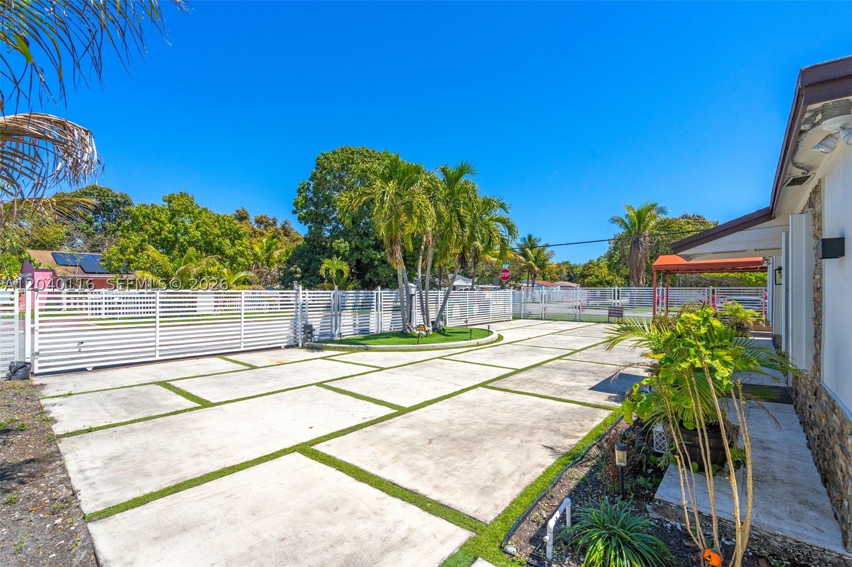 PARKERS SHORES - Residential