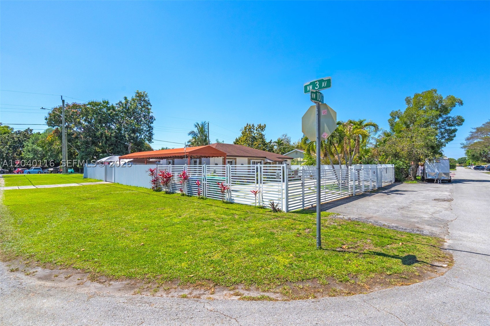 PARKERS SHORES - Residential