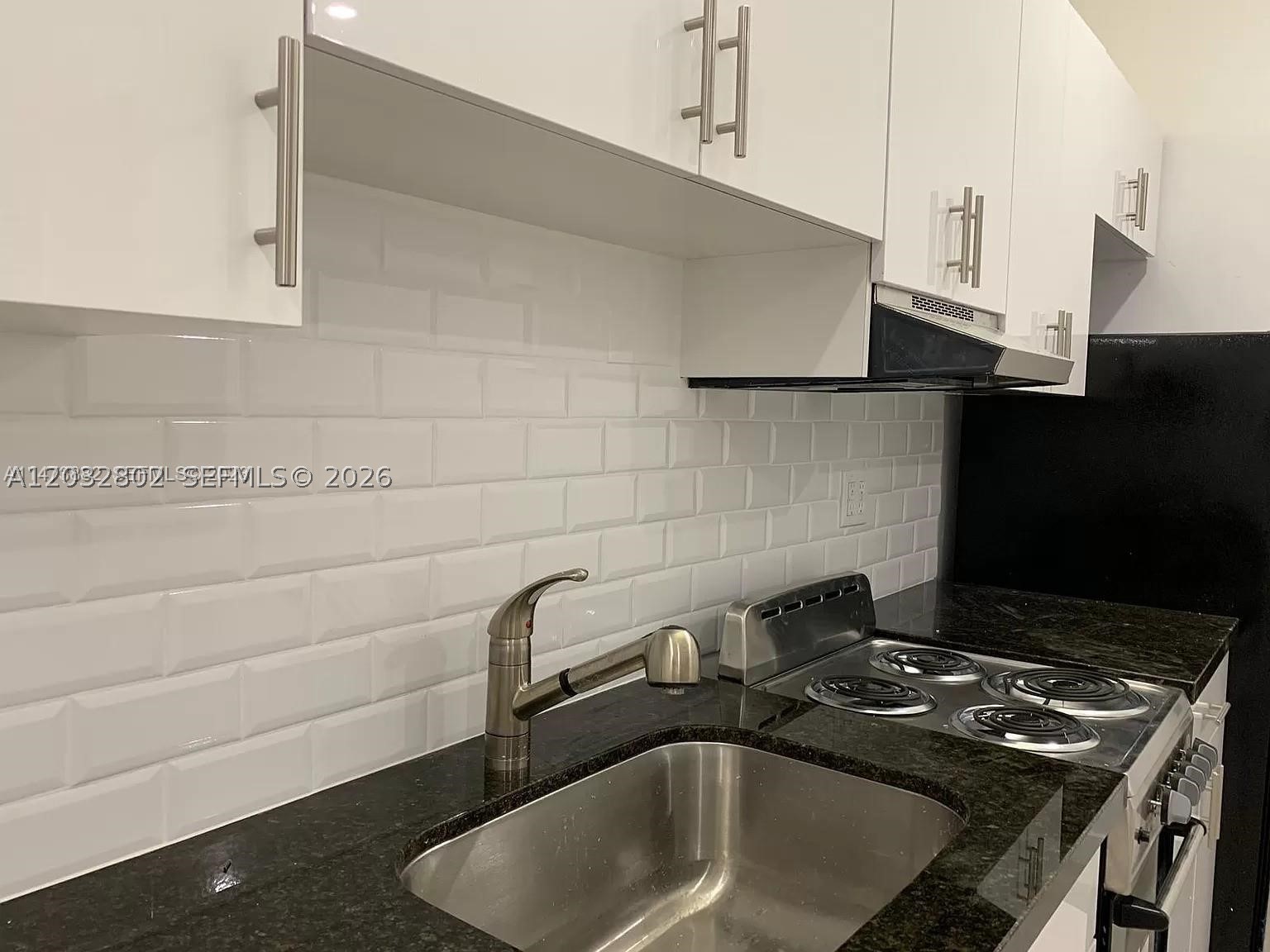 FAIRGREEN R/S - Residential Lease