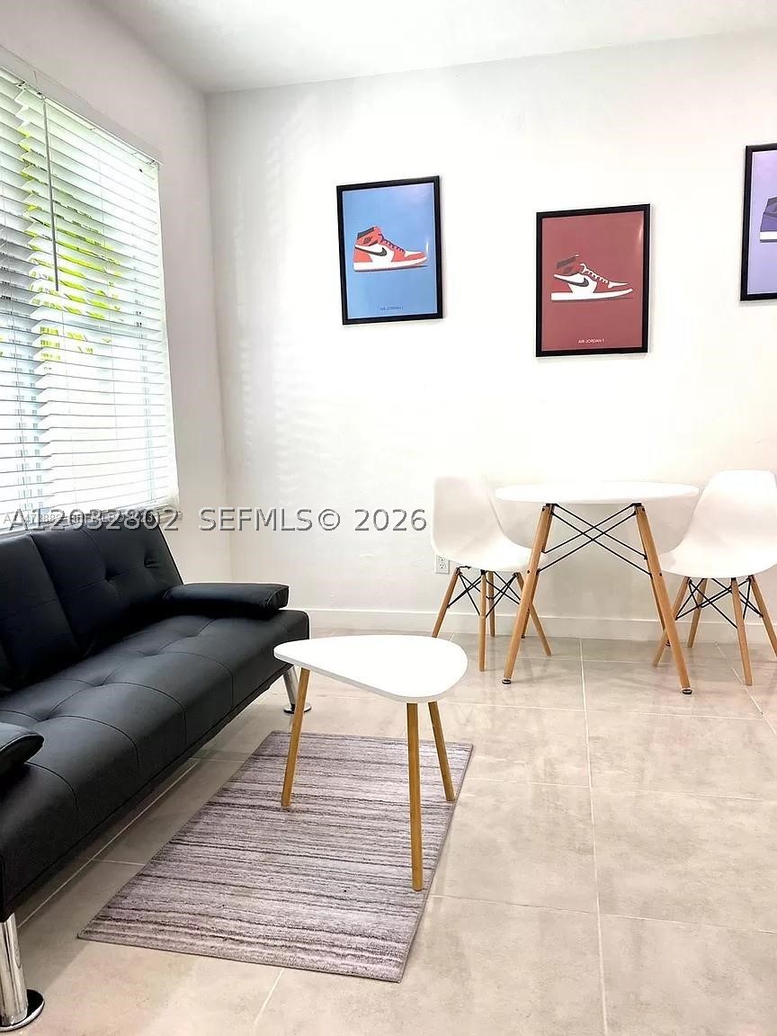 FAIRGREEN R/S - Residential Lease