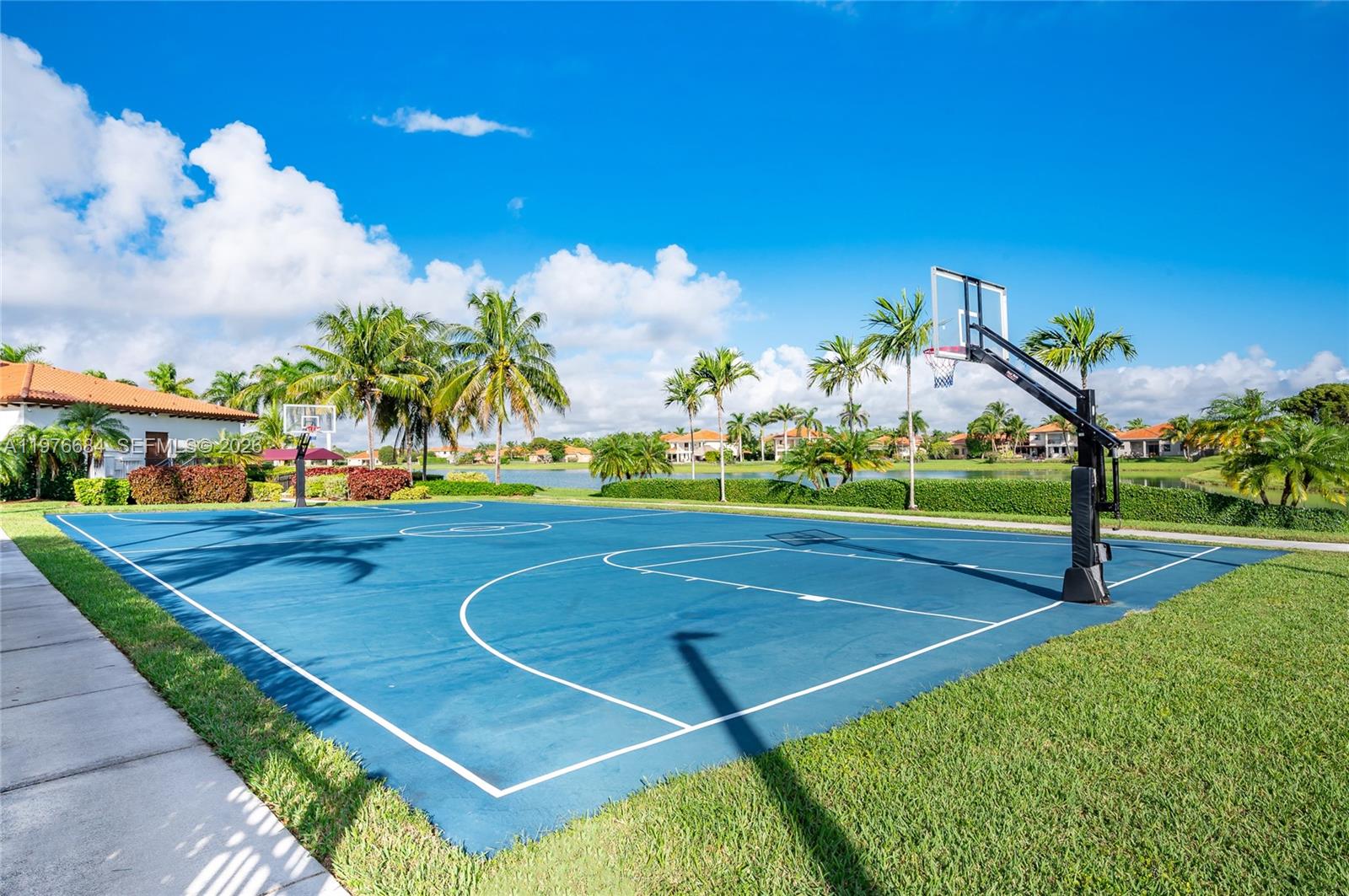 CUTLER CAY - Residential