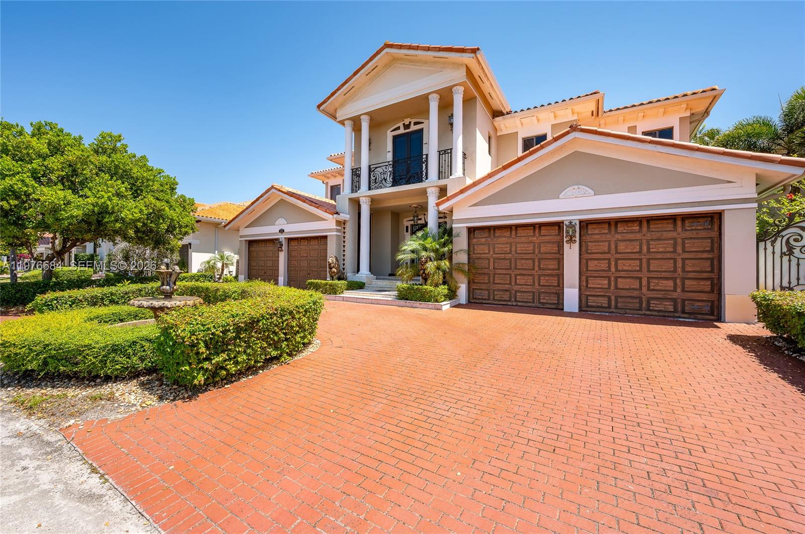 CUTLER CAY - Residential