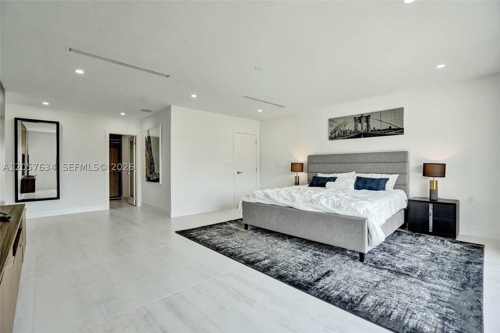 CORAL RIDGE COUNTRY CLUB - Residential