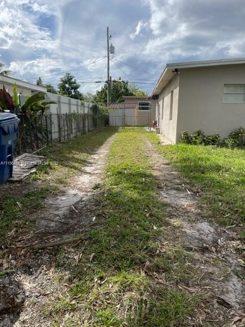NICHOLS GOLF ESTATES - Residential Lease