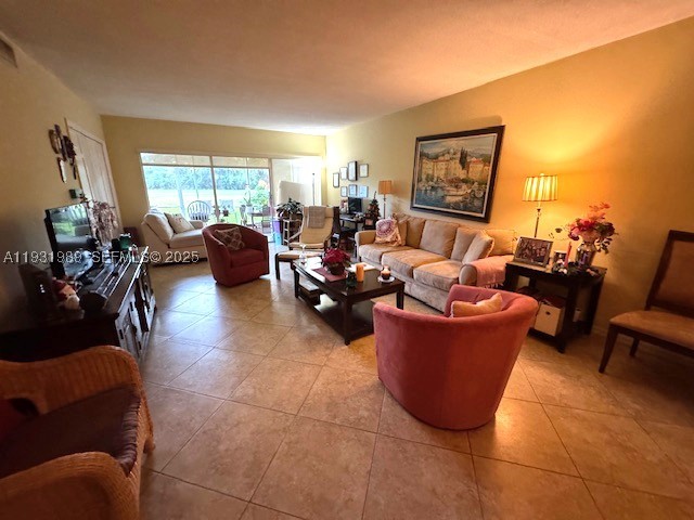 NO 9 PALM-AIRE COUNTRY CL - Residential