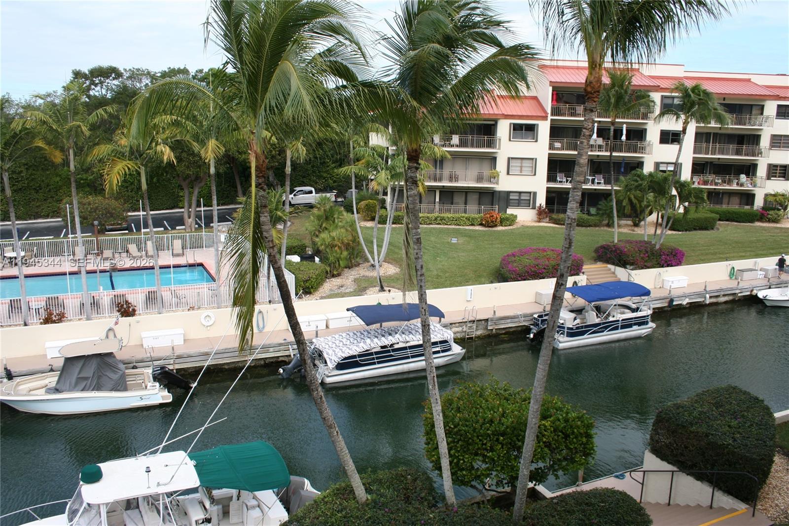 TAMARIND BAY CLUB CONDOMI - Residential