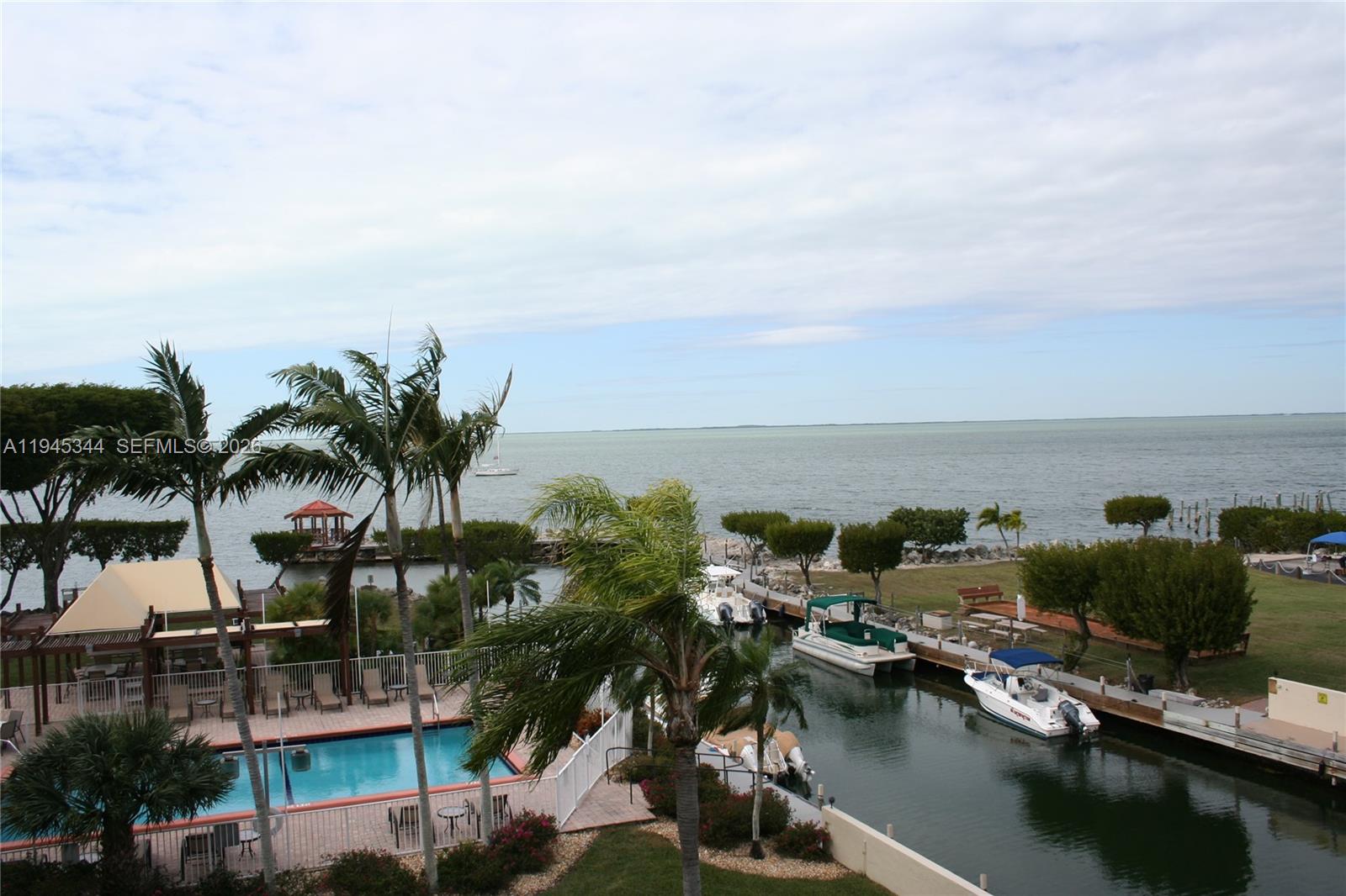 TAMARIND BAY CLUB CONDOMI - Residential