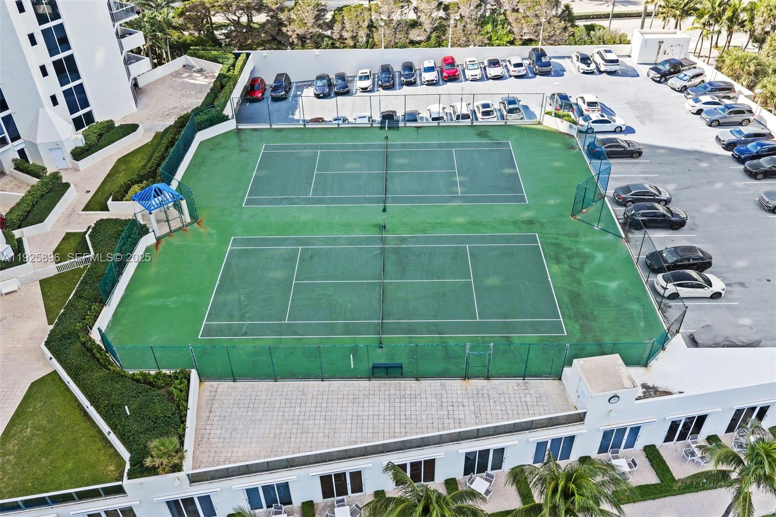 OCEAN ONE CONDO - Residential