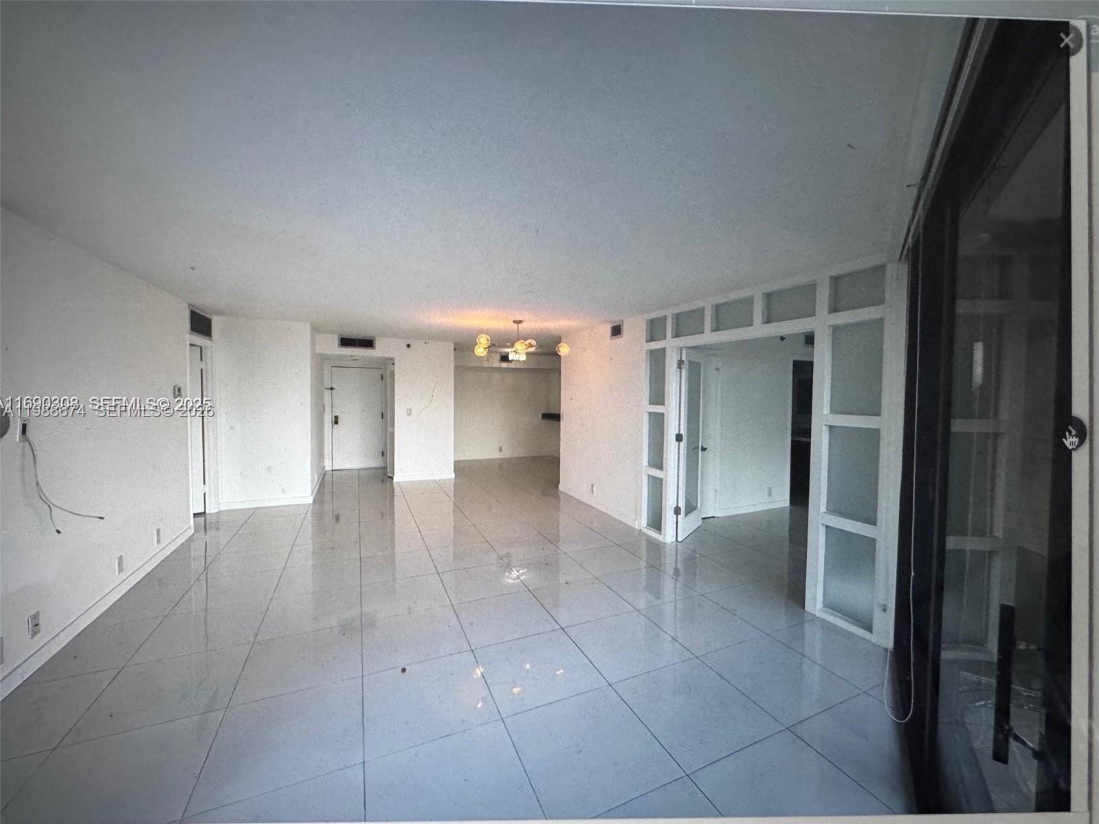 Beautiful remodeled 2 bedroom 2 bathrooms unit with washer and dryer inside the unit. Nice water views at prestigious luxury resort lifestyle Towers of Quayside 4. Great amenities like 8 tennis courts , Pools , Club with free Gym classes , Sauna , Steam room and Malis . Northeast view condo overlooking the marina , water gardens and fountains . The unit is fully remodeled . Association includes high speed internet and high definition cable . Also it comes with 1 storage and 1 assigned parking space .Easy to show . Call listing agent .