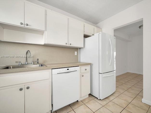 CARLYLE PLAZA CONDO - Residential