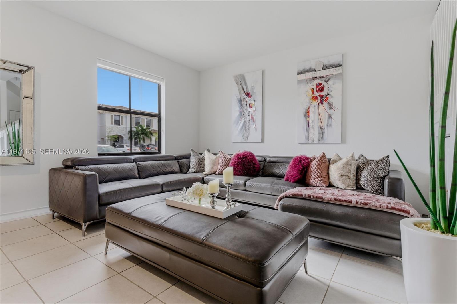 ENCLAVE SOUTH PHASE 2 - Residential