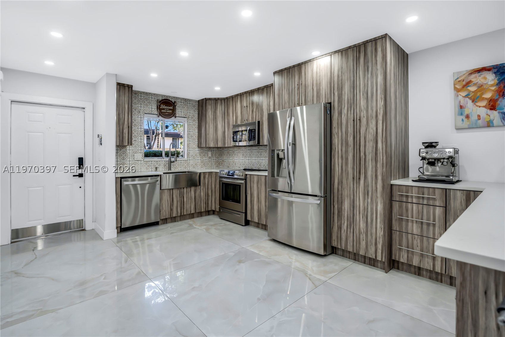 HOLLYWOOD GARDENS CONDOMI - Residential