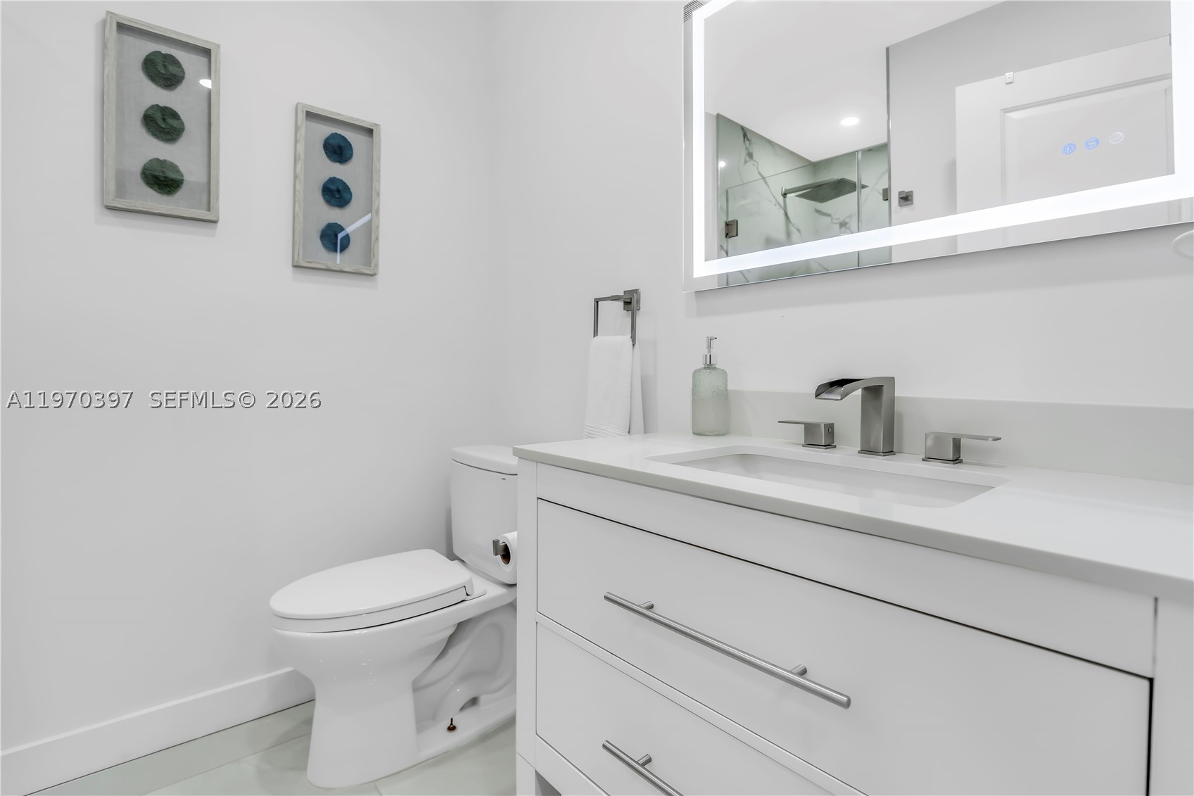 HOLLYWOOD GARDENS CONDOMI - Residential