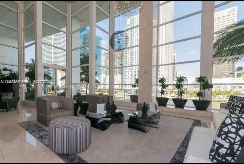 CARBONELL CONDO - Residential