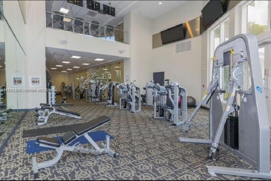 CARBONELL CONDO - Residential