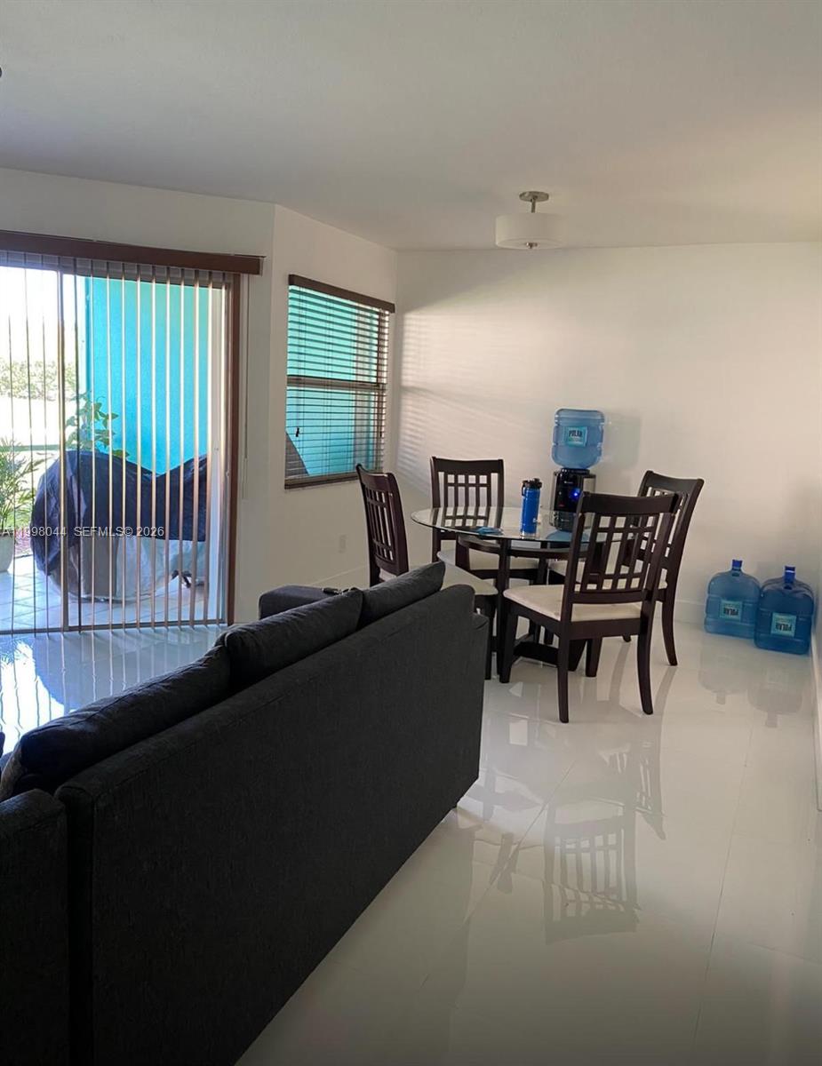 KEYS GATE CONDO NO THREE - Residential