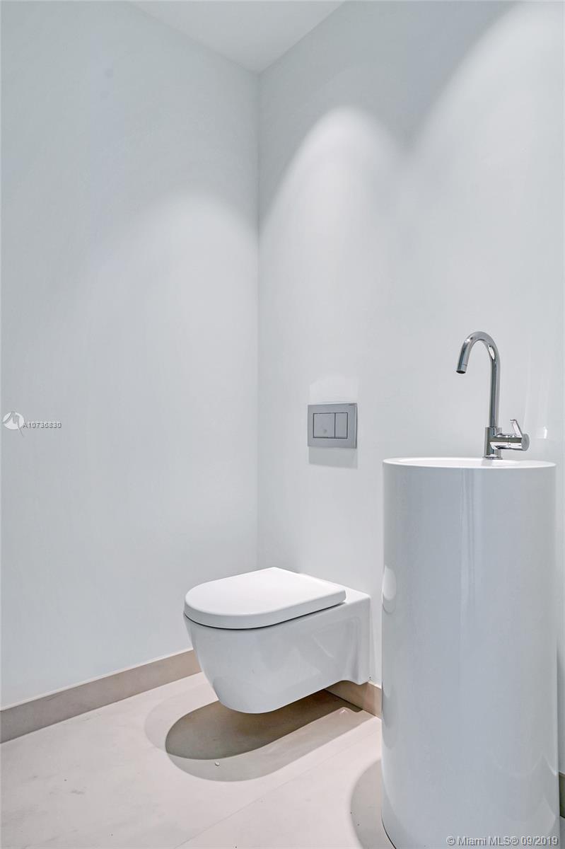 One Thousand Museum - Residential