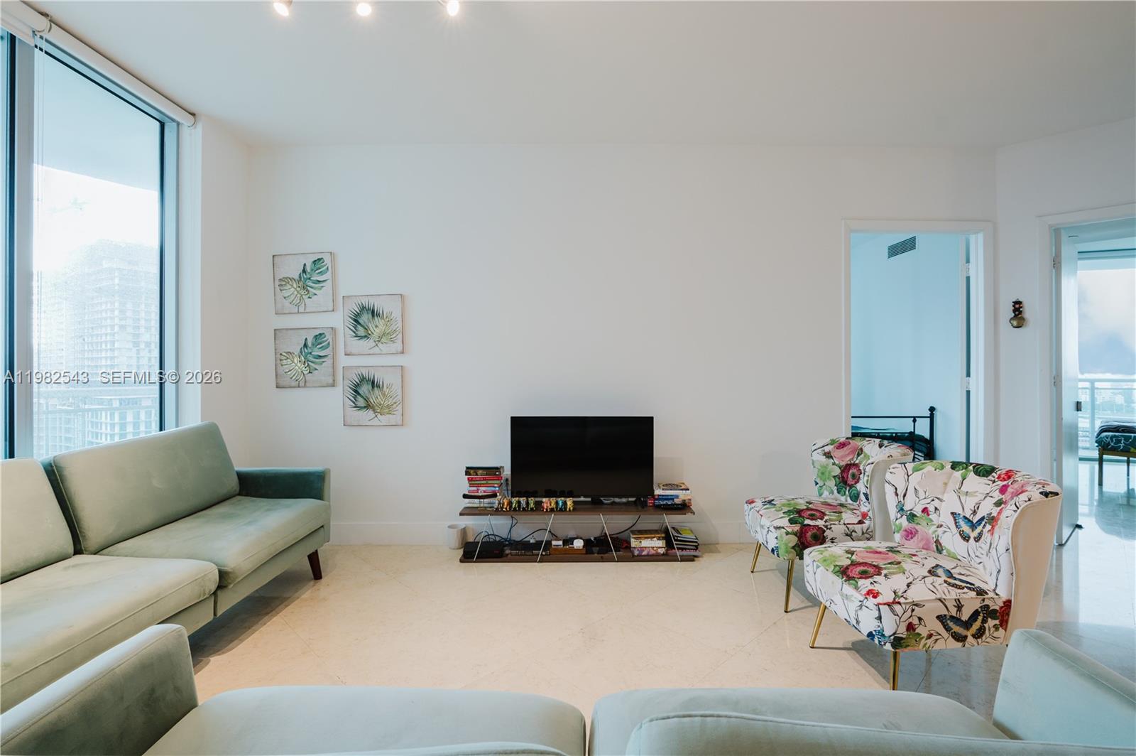 WIND CONDO - Residential