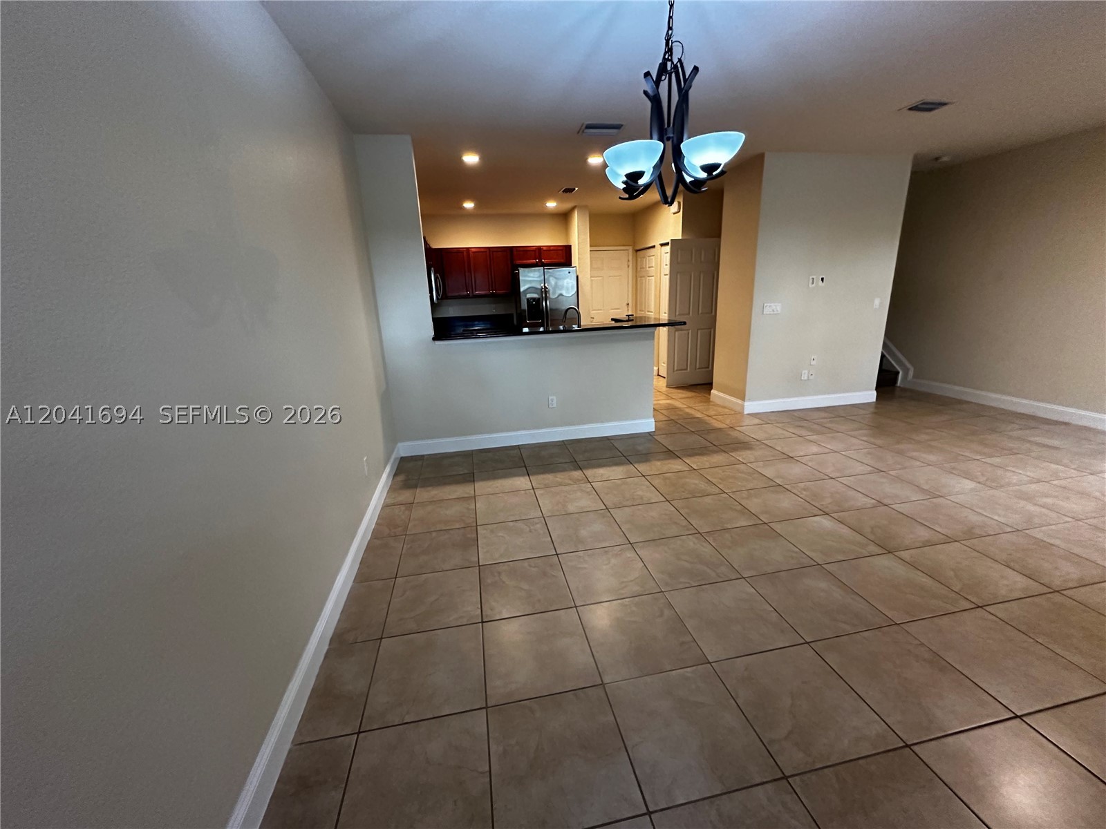 PALOMA LAKES - Residential Lease