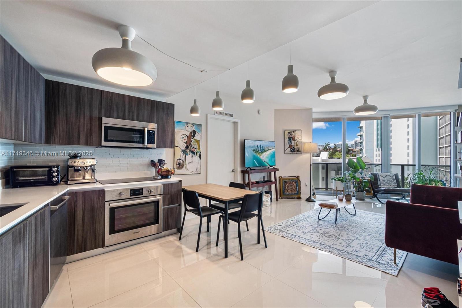 ARIA ON THE BAY CONDO - Residential