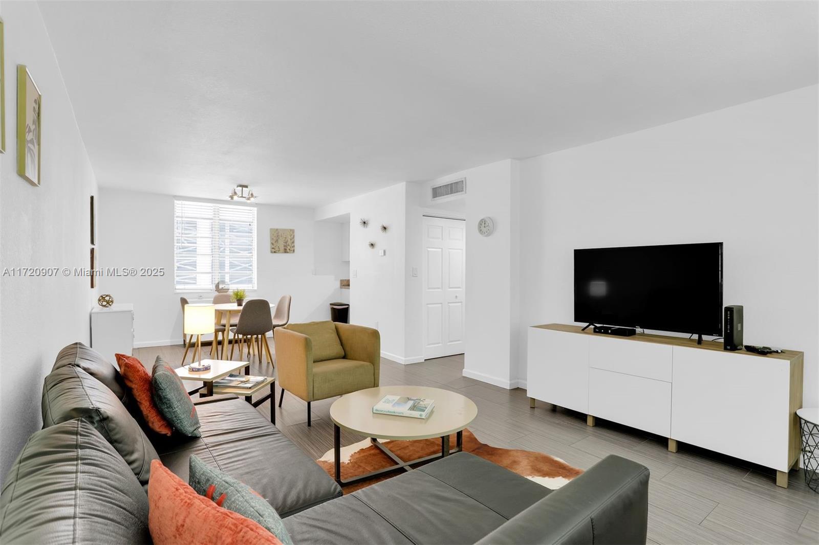 THE MERIDIAN CONDO - Residential