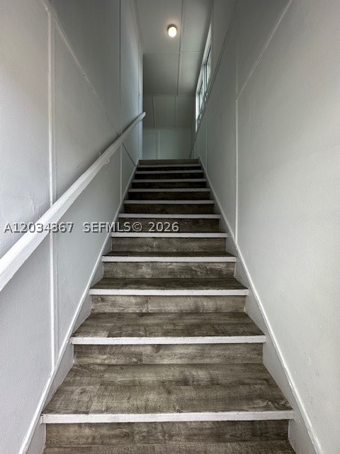 HIALEAH 4TH ADDN - Residential Lease