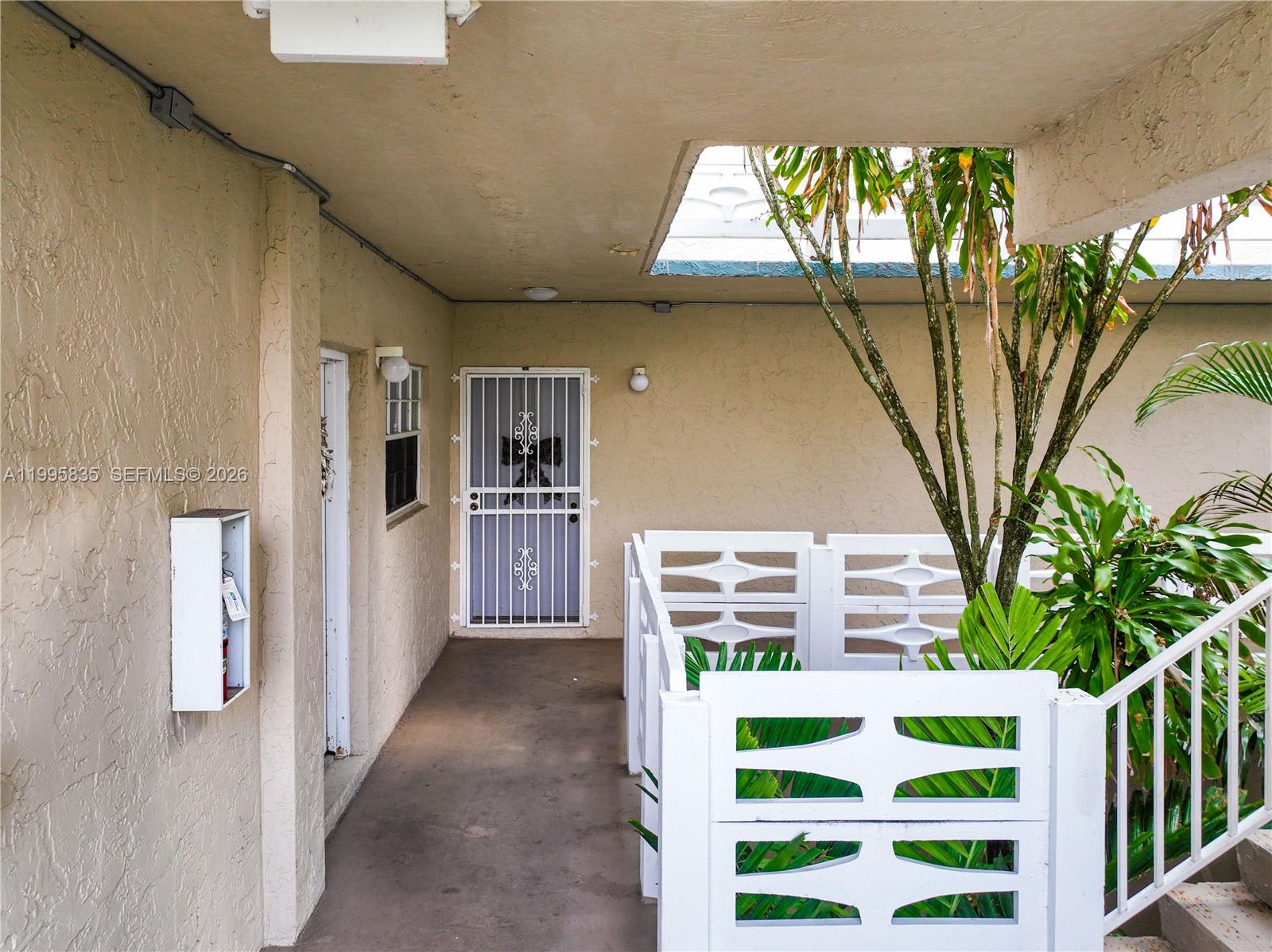 COVE CONDO PHASE I - Residential