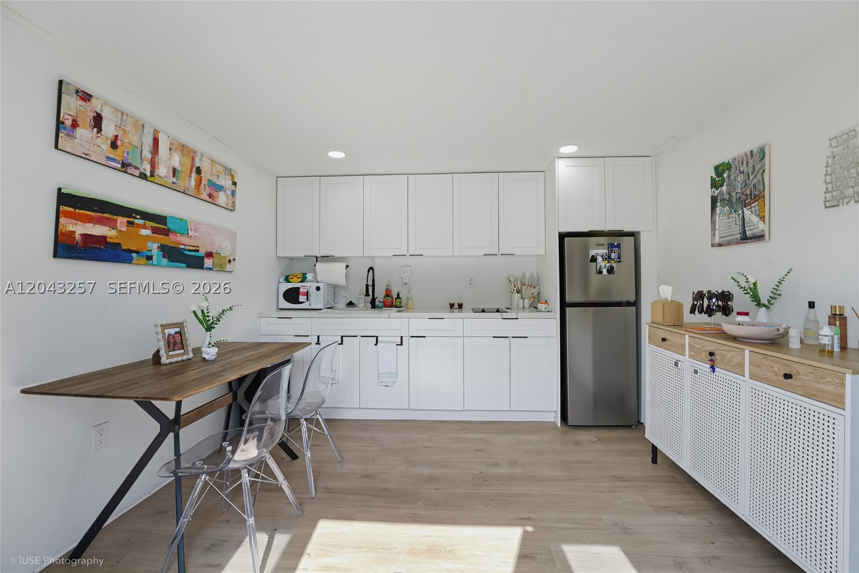 A REPLAT OF A PORTION OF - Residential
