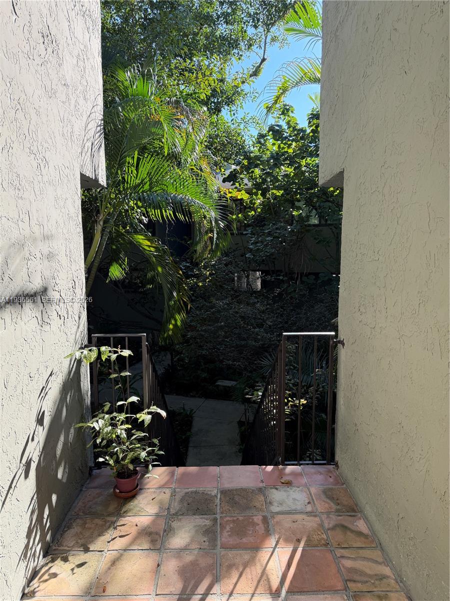 SNUG HARBOR - Residential
