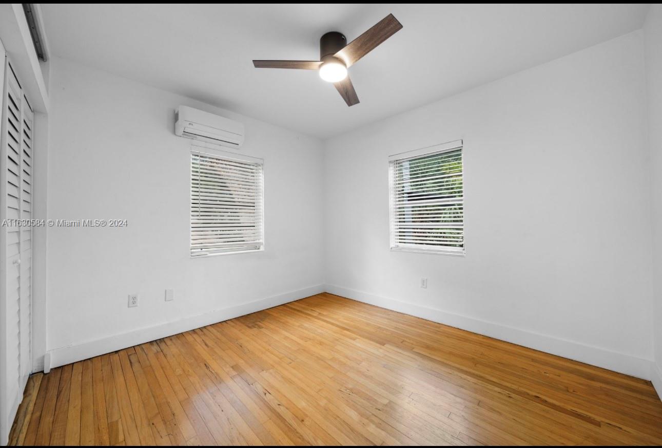 LINCOLN ROAD VILLAS SOUTH - Residential Lease