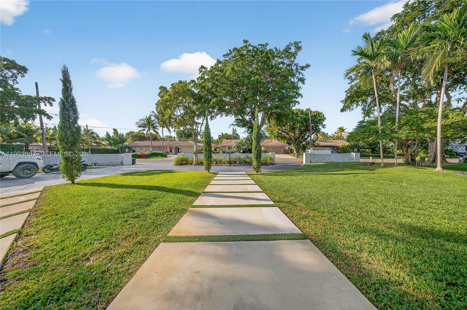 CORAL RIDGE COUNTRY CLUB - Residential