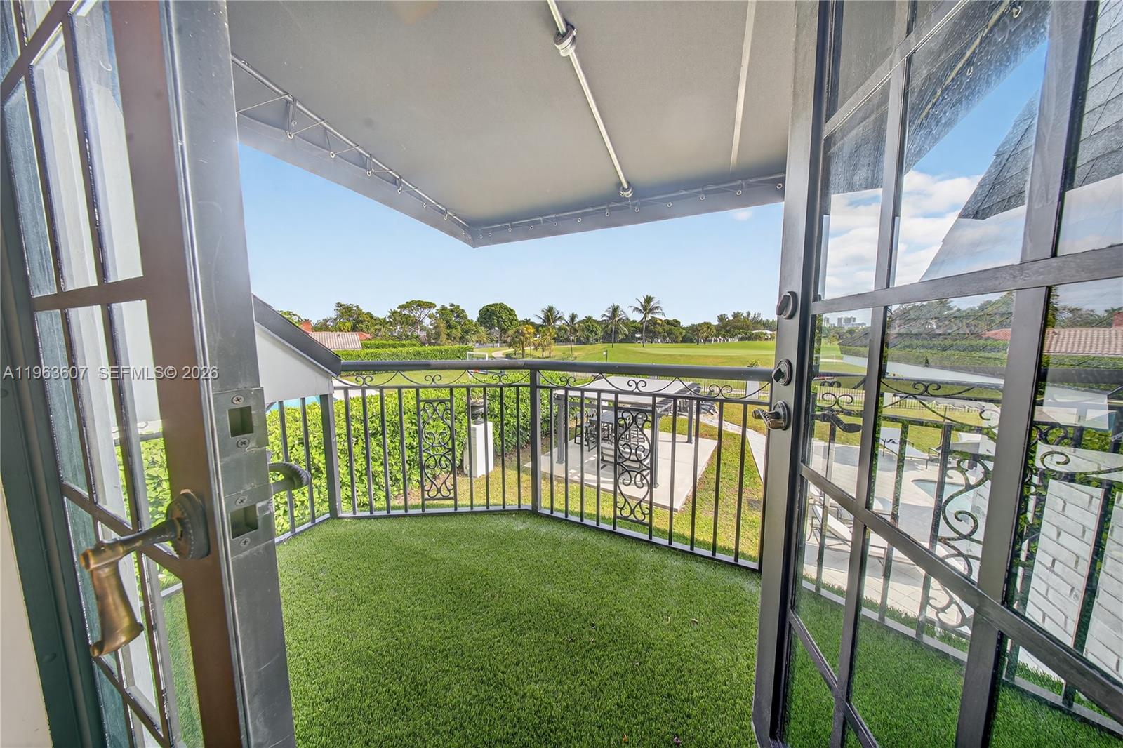 CORAL RIDGE COUNTRY CLUB - Residential