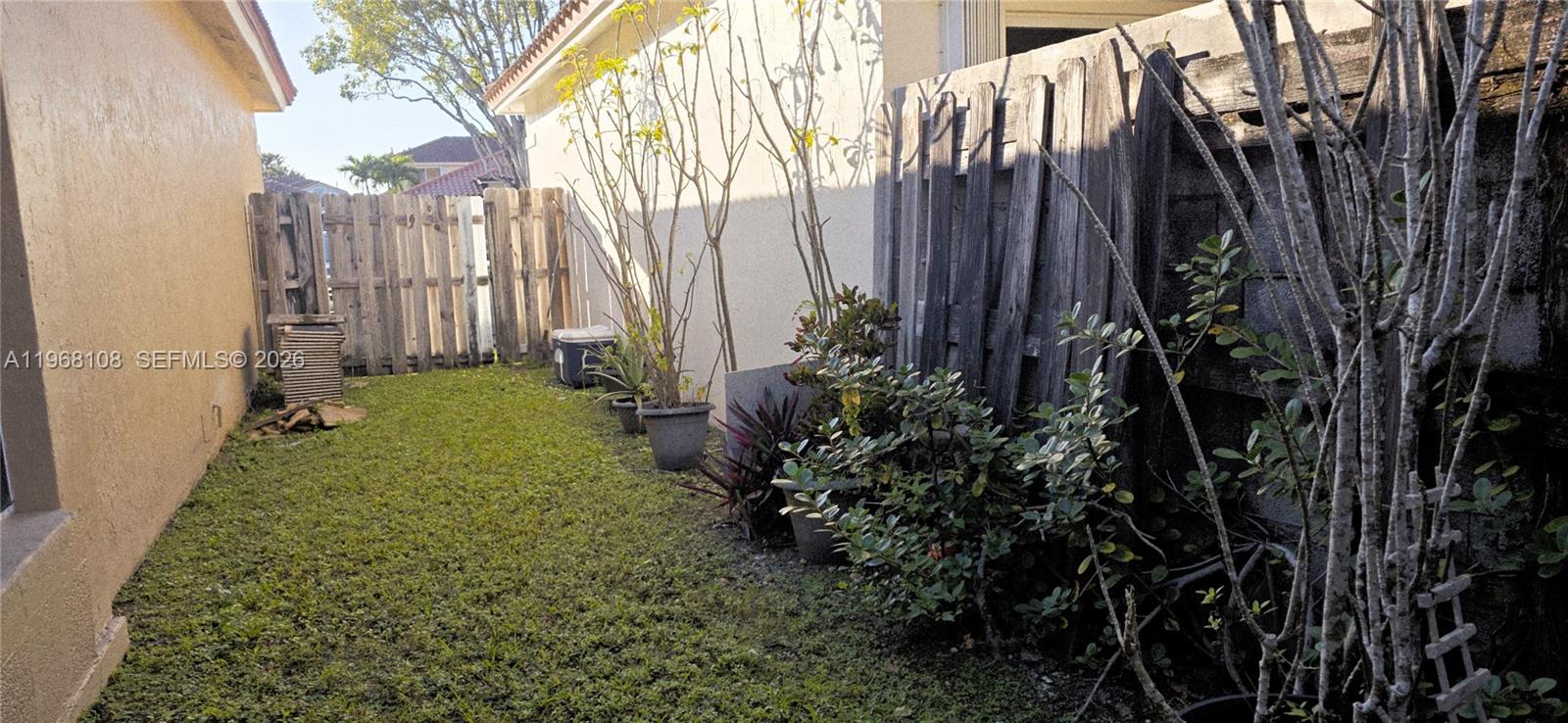 PATIO HOMES OF DORAL PINE - Residential