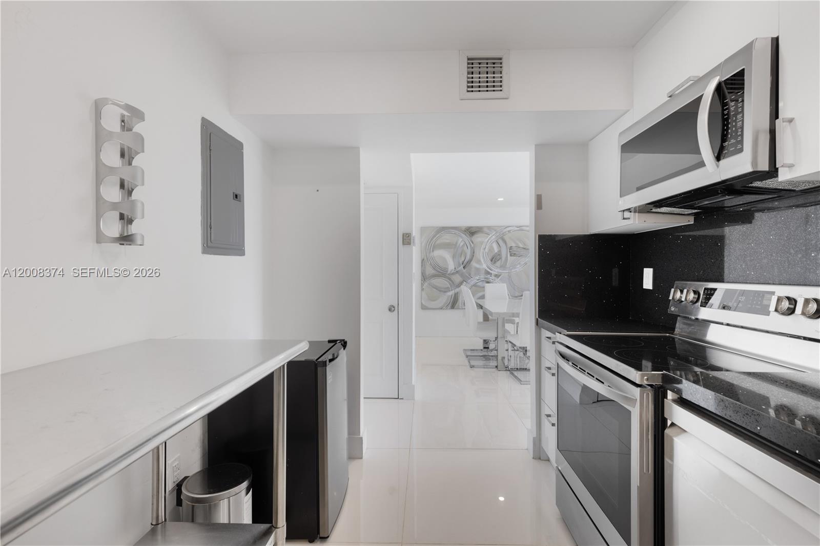 FLAMENCO CONDO TOWER I - Residential