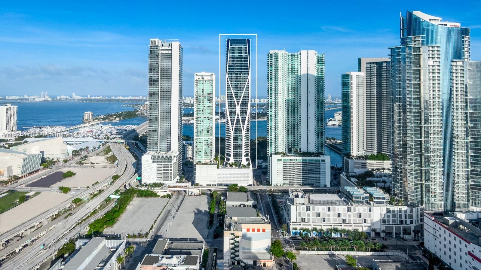 ONE THOUSAND MUSEUM CONDO - Residential