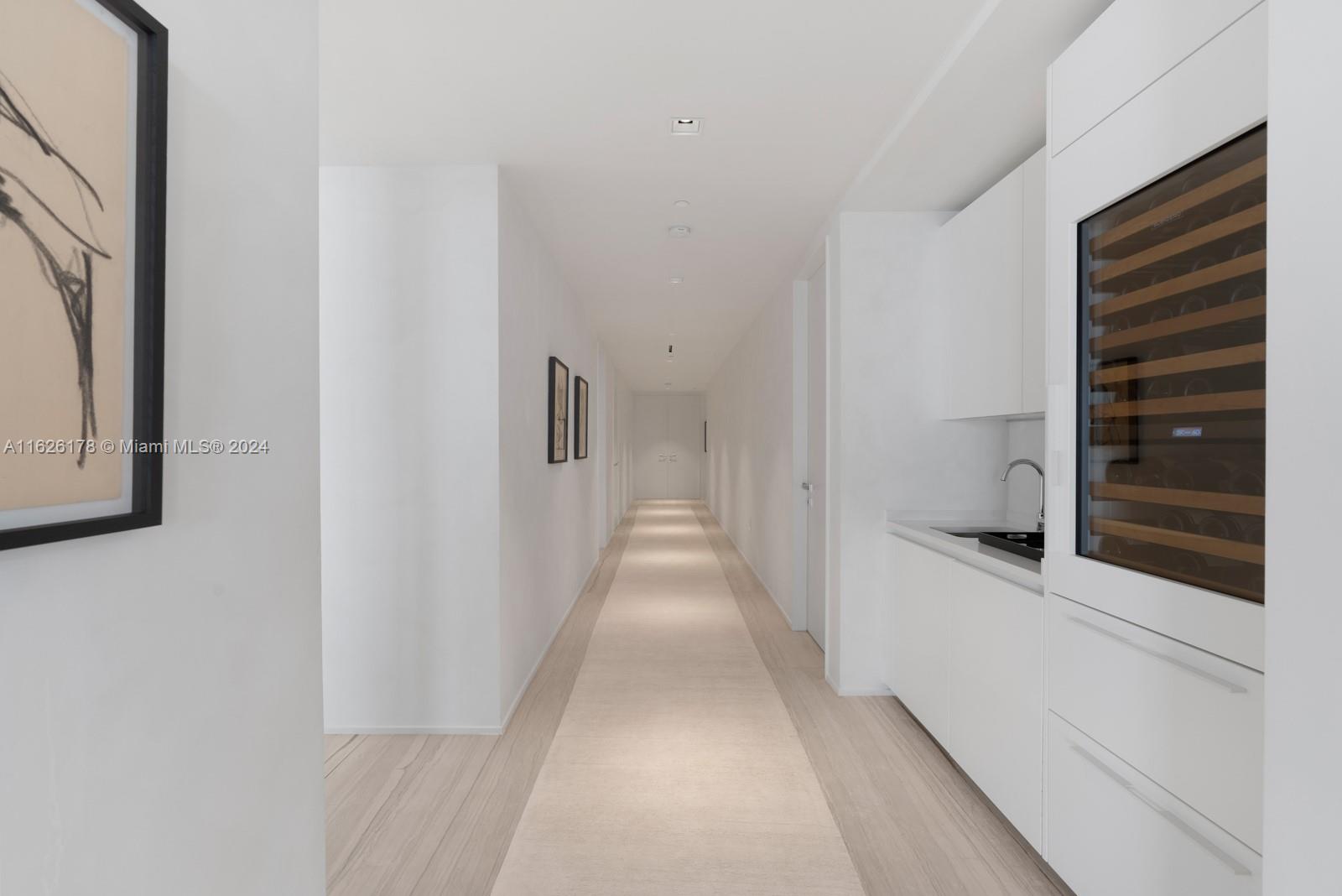 ONE THOUSAND MUSEUM CONDO - Residential