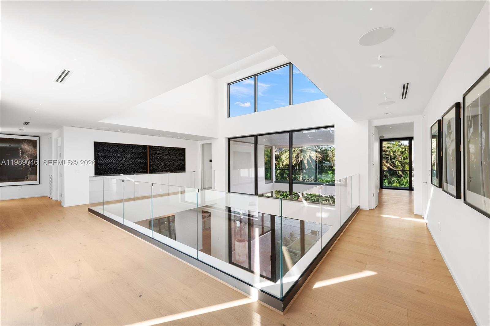 GOLDEN BEACH SEC C - Residential