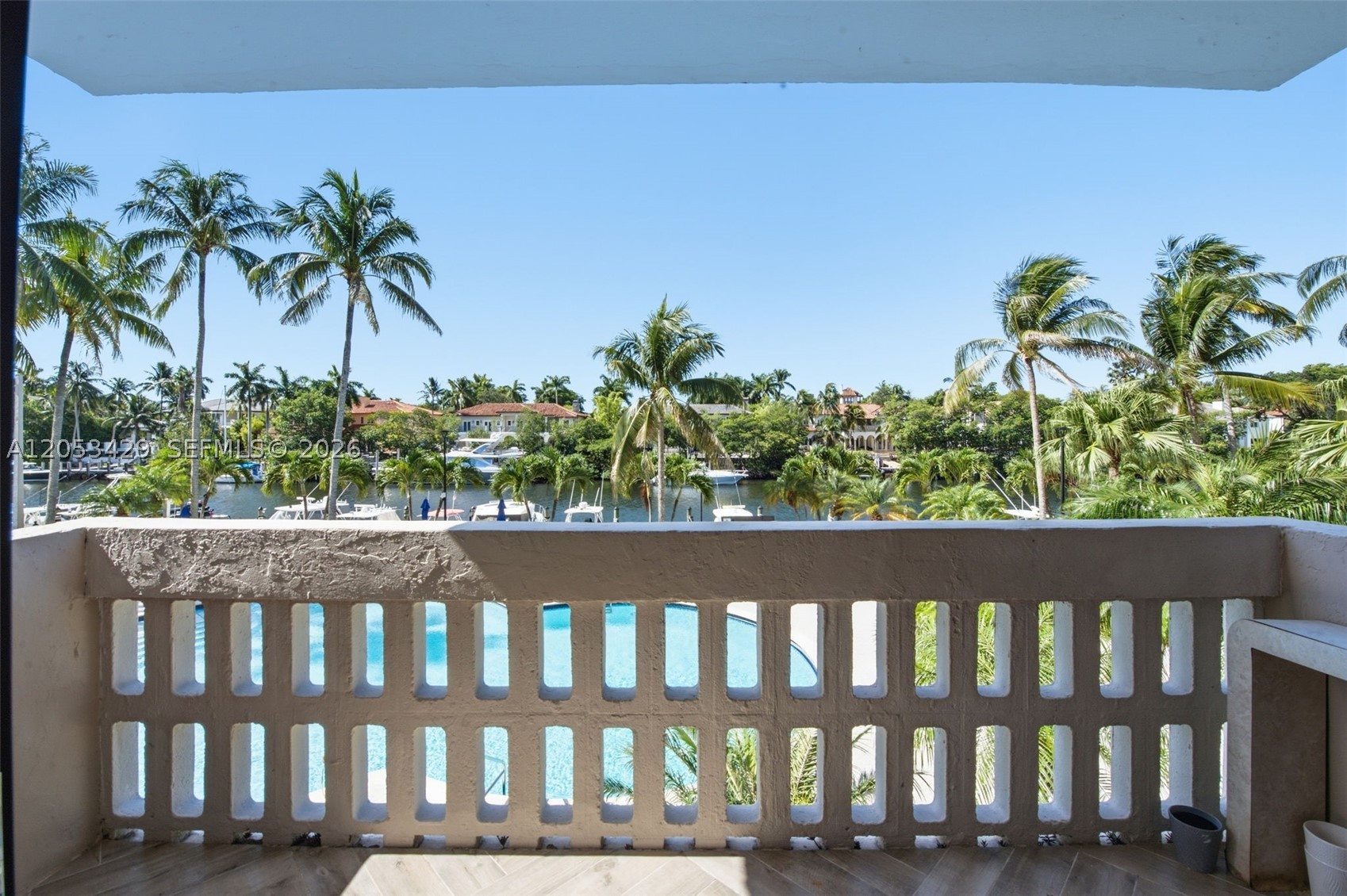 GABLES WATERWAY TOWERS CO - Residential
