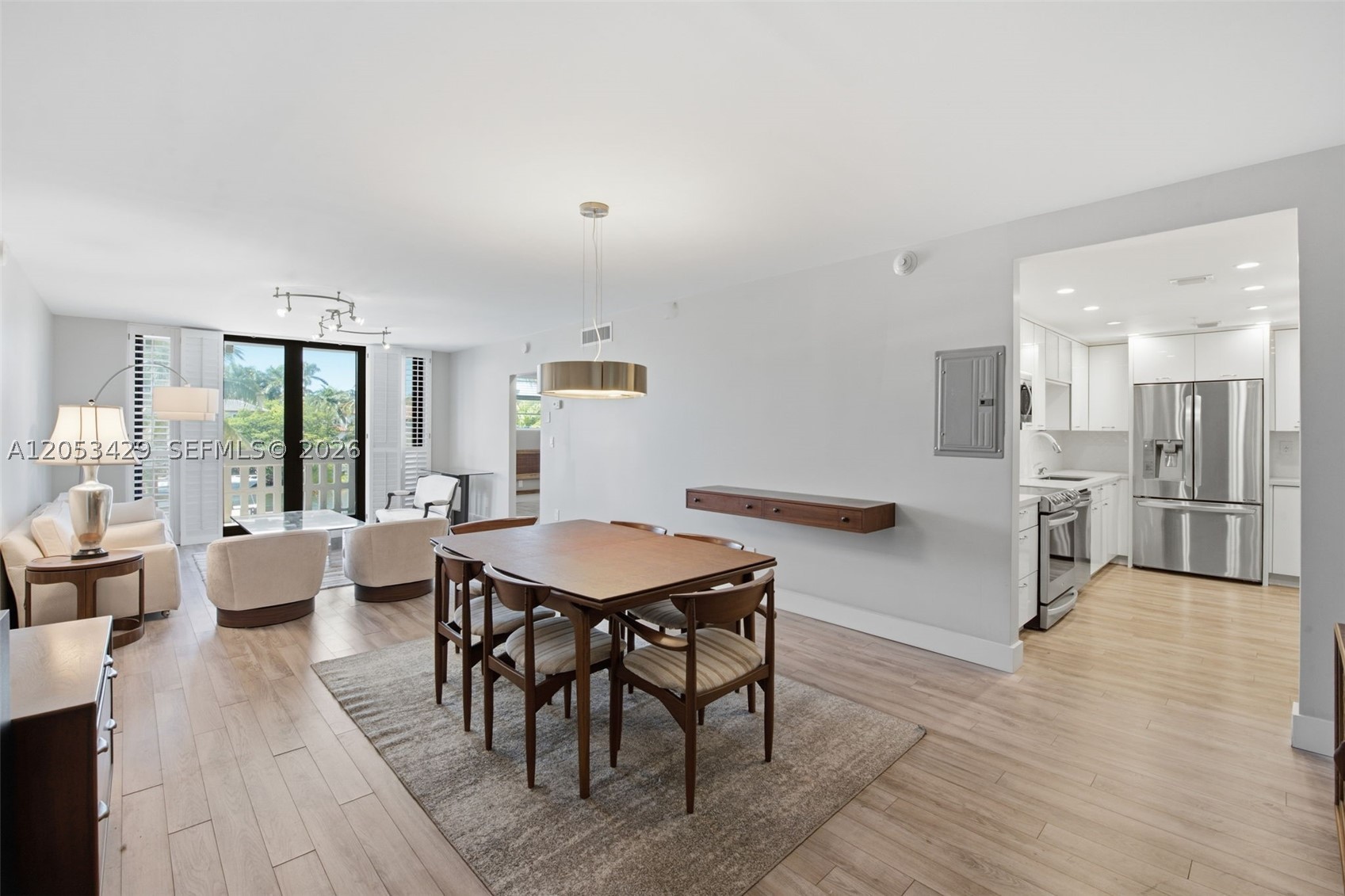 GABLES WATERWAY TOWERS CO - Residential