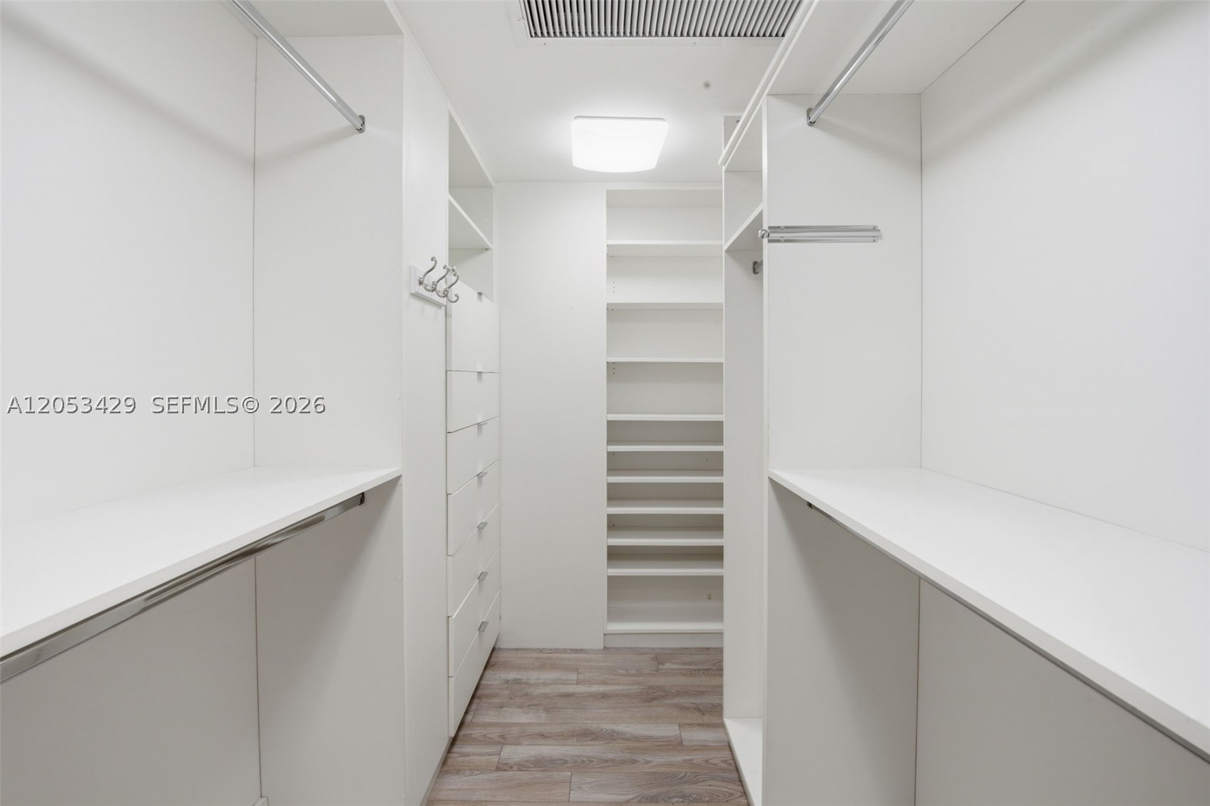 GABLES WATERWAY TOWERS CO - Residential